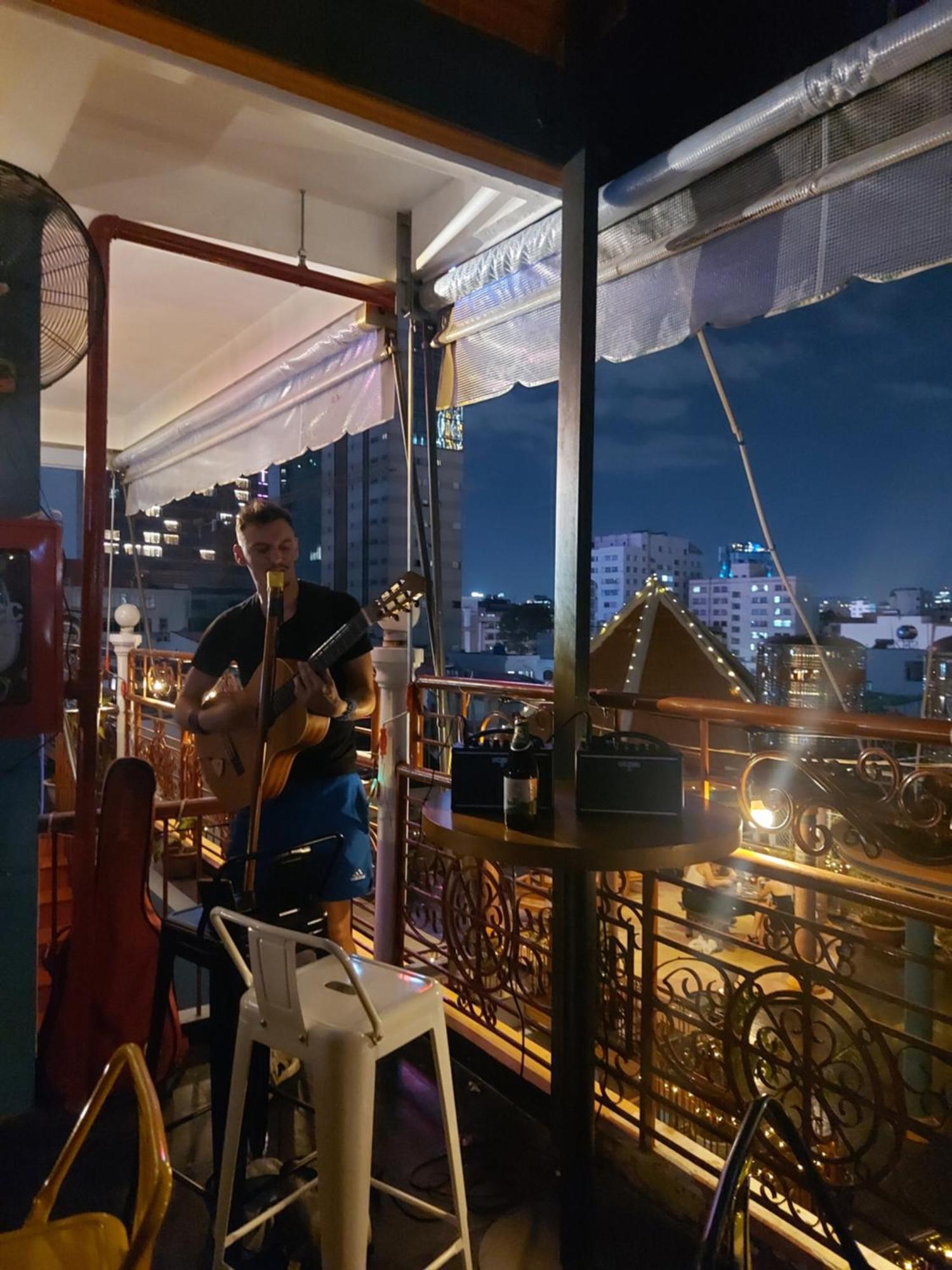Saigon Rooftops Hostel Ho Či Minovo Město Exteriér fotografie