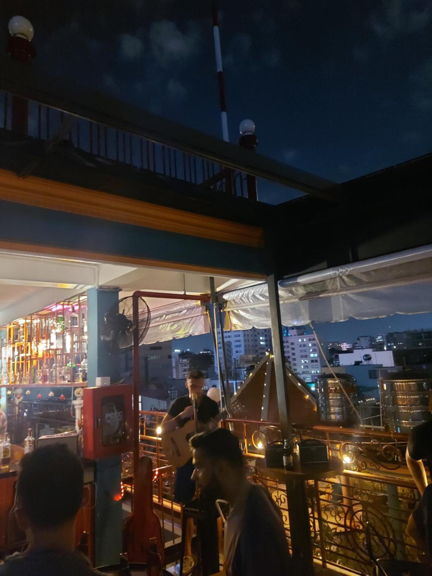 Saigon Rooftops Hostel Ho Či Minovo Město Exteriér fotografie